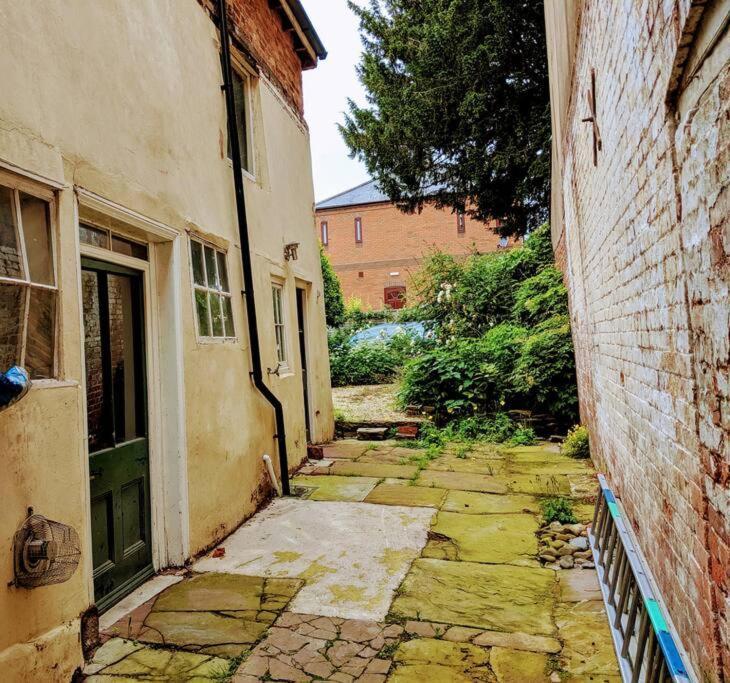 Medieval Roots And Harry Potter Townhouse - Hiking Near Ludlow Leominster Esterno foto